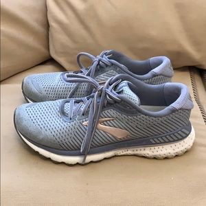 Brooks Adrenaline GTS 20 Running Sneakers Size 8